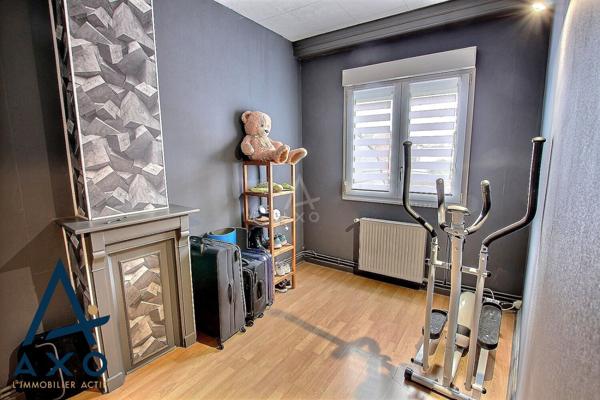 Maison de Caractère de 6 pièces et de 139 m² de SH sur une parcelle de 443 m²