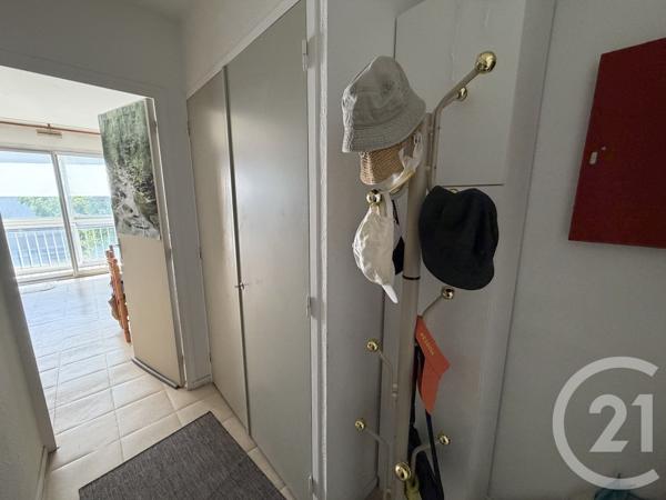 Appartement F2 à vendre  2 pièces - 38,51 m 2   ROYAN  - 17