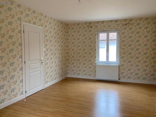 Maison individuelle à vendre à Digoin en Saône-et-Loire (71160), ref : M-E-JU