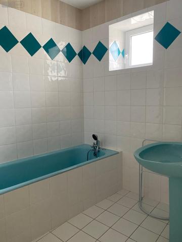 Maison individuelle à vendre à Digoin en Saône-et-Loire (71160), ref : M-E-JU