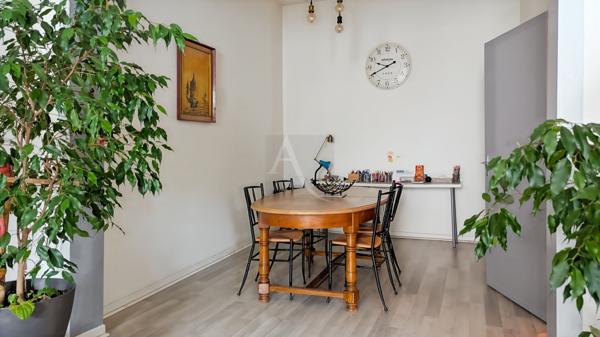 Charmante maison de ville avec garage et terrasse