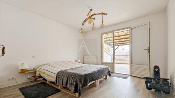 Charmante maison de ville avec garage et terrasse