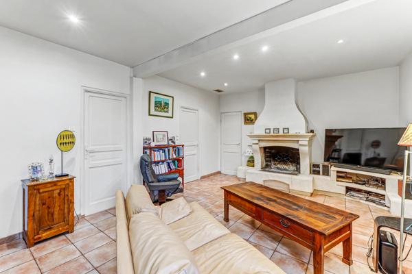 31770 Colomiers Vente maison 175 m 2 habitable - 5 Pièces - 4 Chambres - 441 000 € F.A.I (**) / Réference: M1447