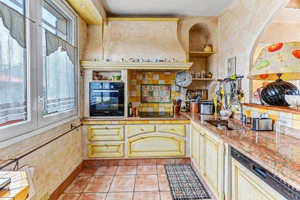 31770 Colomiers Vente maison 175 m 2 habitable - 5 Pièces - 4 Chambres - 441 000 € F.A.I (**) / Réference: M1447
