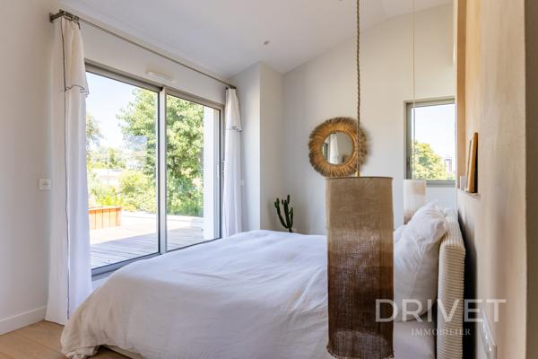 Maison 5 pièce(s) 4 chambre(s) 151 m²
