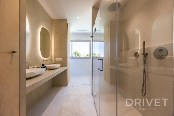 Maison 5 pièce(s) 4 chambre(s) 151 m²