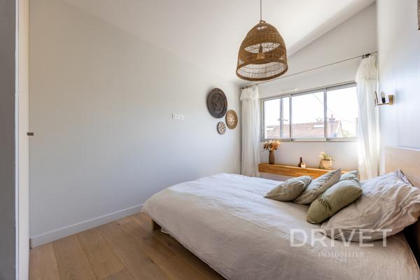 Maison 5 pièce(s) 4 chambre(s) 151 m²