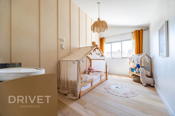 Maison 5 pièce(s) 4 chambre(s) 151 m²