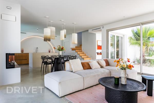 Maison 5 pièce(s) 4 chambre(s) 151 m²