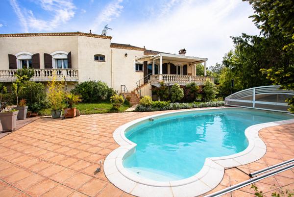 MONS / Vente Maison 7 Pièces 256 m²