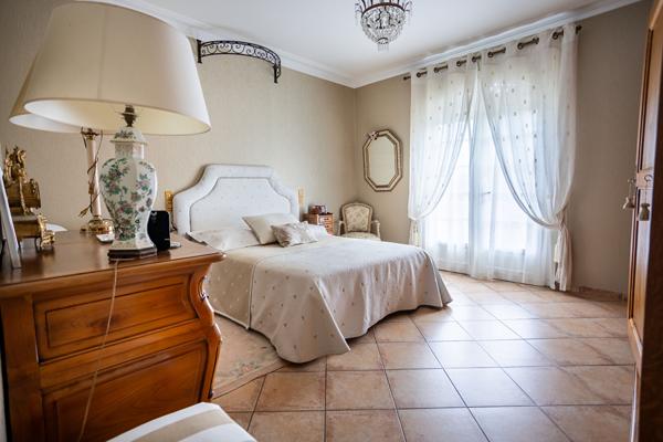 MONS / Vente Maison 7 Pièces 256 m²