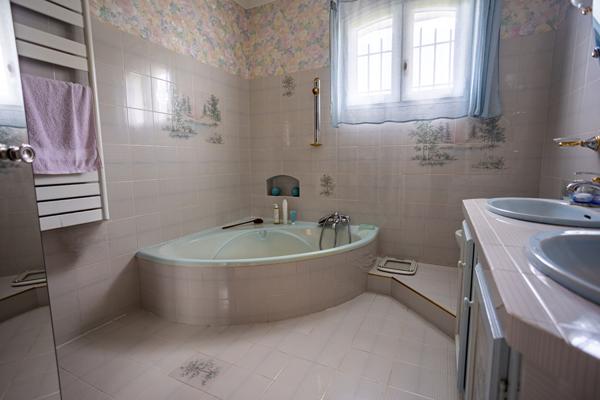 MONS / Vente Maison 7 Pièces 256 m²