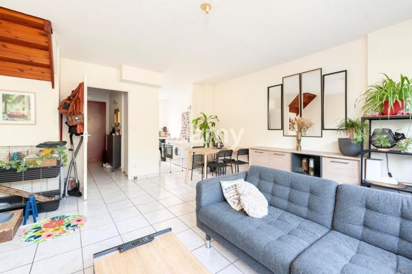 Appartement villa avec garage