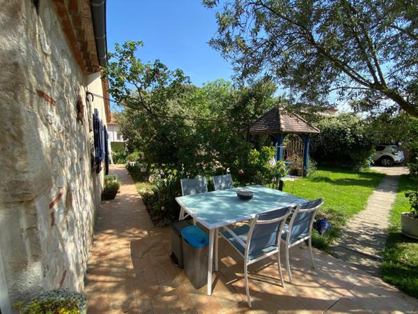 Calme et charme en pierre à Villeneuve-sur-Lot