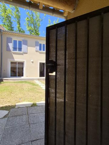 VILLA T4 avec Garage et Carport secteur calme résidentiel proche commerces