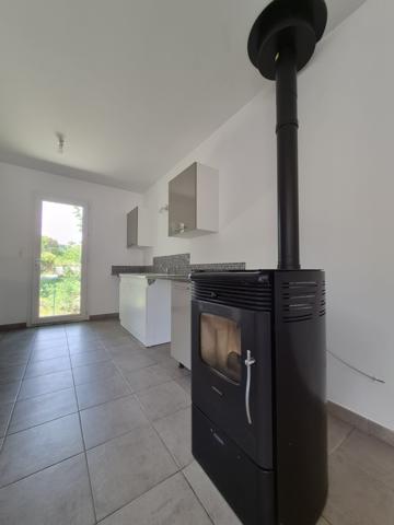 VILLA T4 avec Garage et Carport secteur calme résidentiel proche commerces