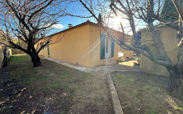 Maison à vendre    4 pièces •  Clarensac