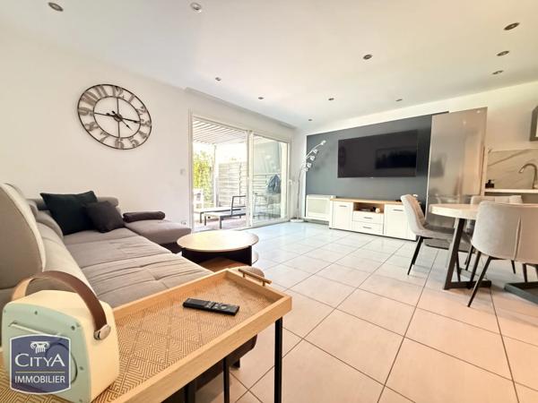 Maison à vendre 4 pièces 75m² Nîmes (30000)