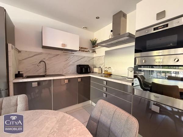 Maison à vendre 4 pièces 75m² Nîmes (30000)