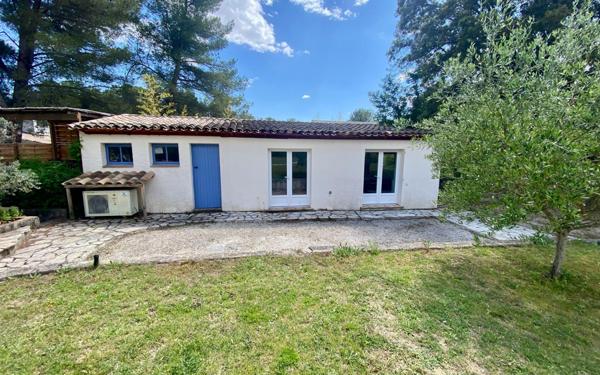 Maison à vendre    5 pièces •  Le Beausset