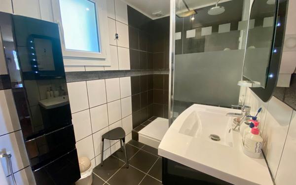 Maison à vendre    5 pièces •  Le Beausset