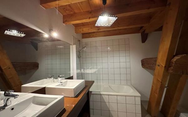 Appartement à vendre    4 pièces • 85 m2 Allonzier-la-Caille