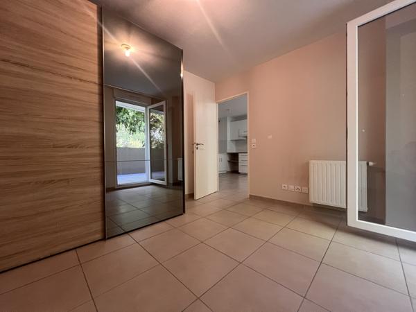 Appartement T2 avec grande terrasse + garage fermé + DPE B à Castelnau-le-Lez