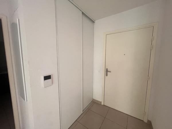 Appartement T2 avec grande terrasse + garage fermé + DPE B à Castelnau-le-Lez