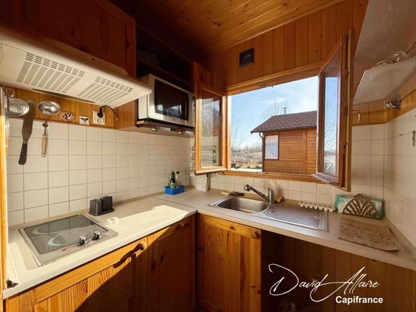 Habitation de loisirs à vendre 3 pièces LA FREISSINOUSE (05) accès lac et vue montagnes