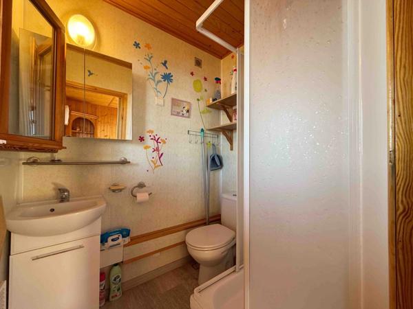 Habitation de loisirs à vendre 3 pièces LA FREISSINOUSE (05) accès lac et vue montagnes