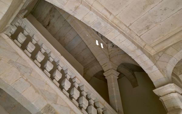 Appartement à vendre    3 pièces • 260 m2 Uzès