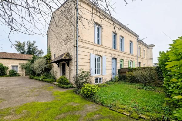 Maison bourgeoise avec garage et appartement indépendant Proche centre ville