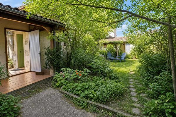 Maison bourgeoise avec garage et appartement indépendant Proche centre ville