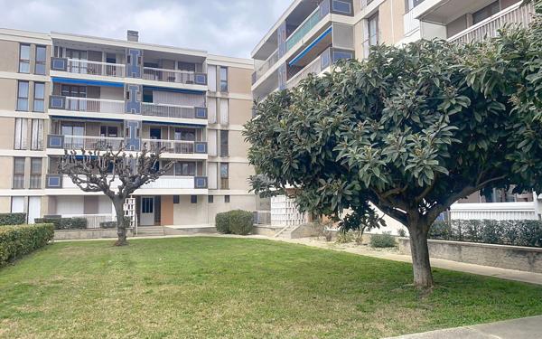 Appartement à vendre    4 pièces • 71,08 m2 Avignon