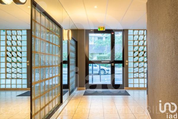 Location bureaux 70 m² Paris 11