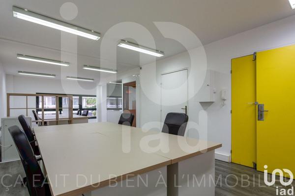 Location bureaux 70 m² Paris 11