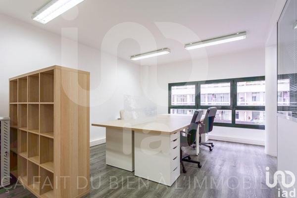 Location bureaux 70 m² Paris 11
