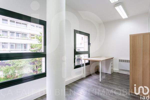 Location bureaux 70 m² Paris 11