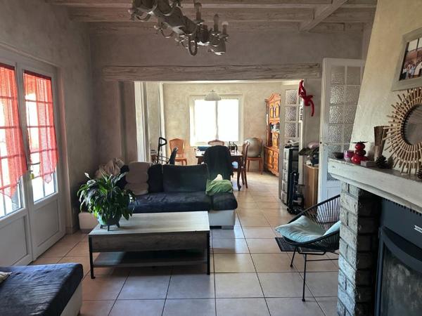 LINXE - Ensemble immobilier : Habitation, Locaux commerciaux