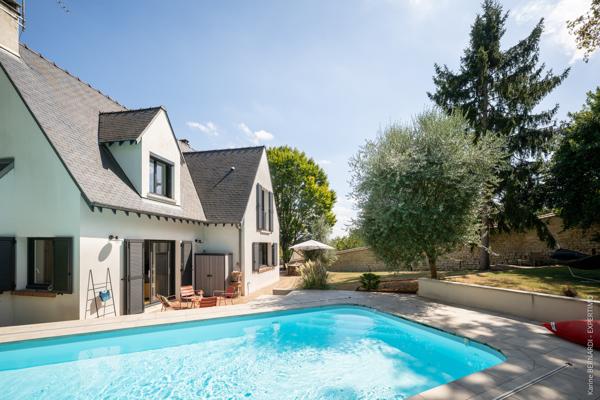Médan centre – Superbe maison familiale de 220 m² avec piscine et sous/sol - Terrain 1248m²