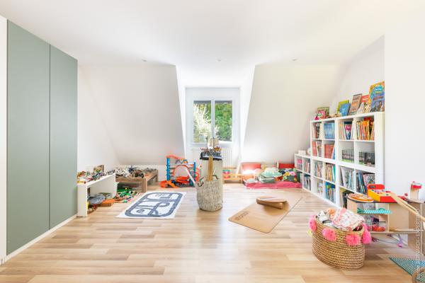 Médan centre – Superbe maison familiale de 220 m² avec piscine et sous/sol - Terrain 1248m²