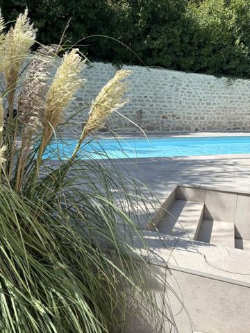 Médan centre – Superbe maison familiale de 220 m² avec piscine et sous/sol - Terrain 1248m²