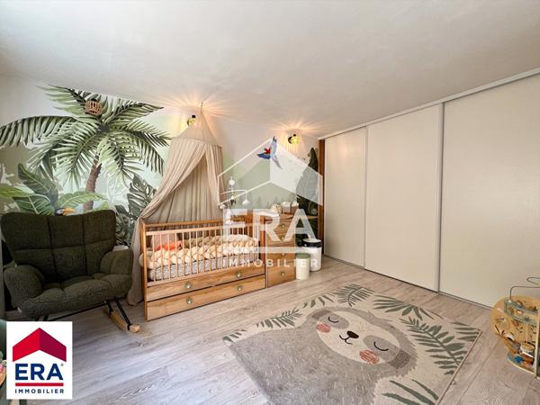 Charmante maison avec extérieur proche des commodités à pied