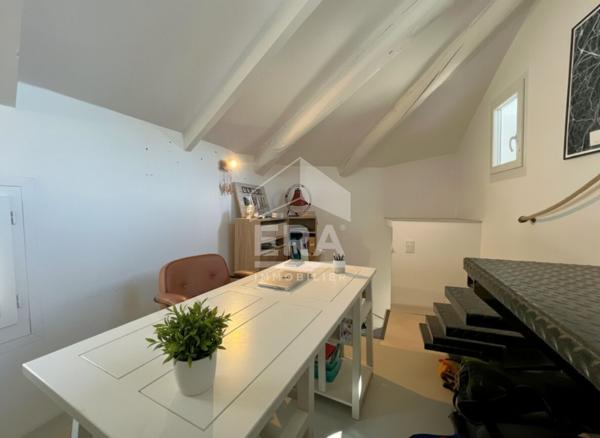 Charmante maison avec extérieur proche des commodités à pied
