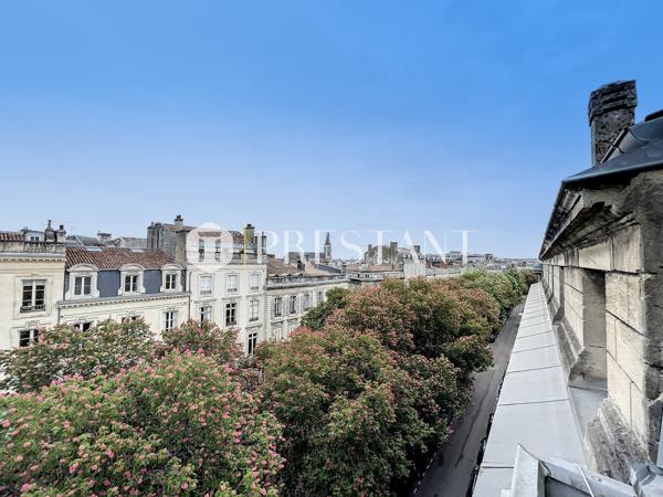 JARDIN PUBLIC – Appartement T3 dans bel immeuble cossu avec Ascenseur et Cave, BORDEAUX