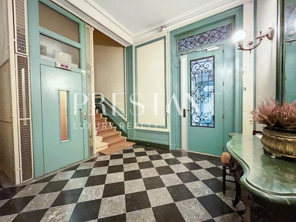 JARDIN PUBLIC – Appartement T3 dans bel immeuble cossu avec Ascenseur et Cave, BORDEAUX