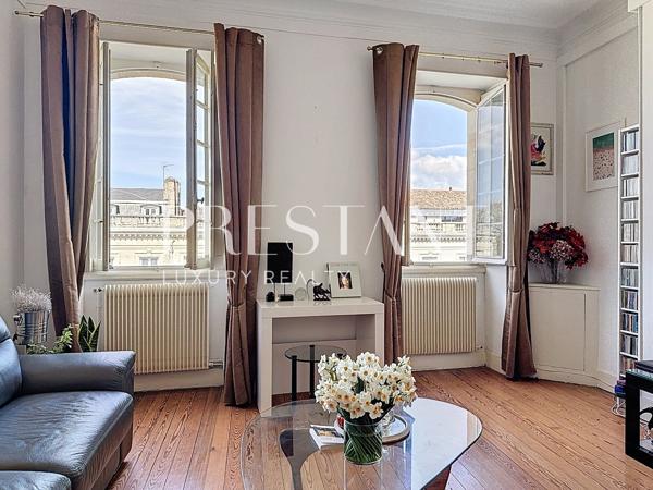 JARDIN PUBLIC – Appartement T3 dans bel immeuble cossu avec Ascenseur et Cave, BORDEAUX