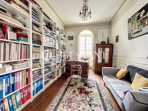 JARDIN PUBLIC – Appartement T3 dans bel immeuble cossu avec Ascenseur et Cave, BORDEAUX