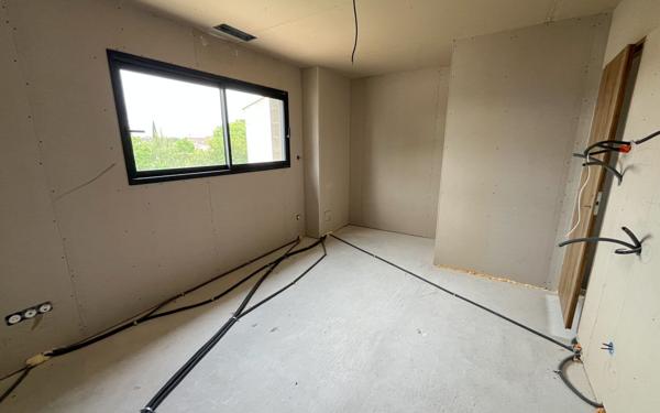 Maison à vendre    4 pièces •  L'Isle-sur-la-Sorgue