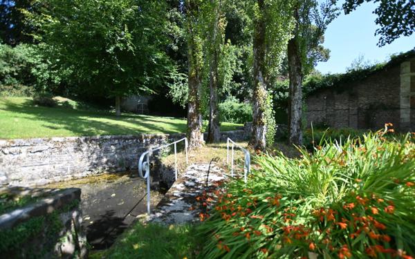 Maison à vendre    9 pièces •  Auxi-le-Château